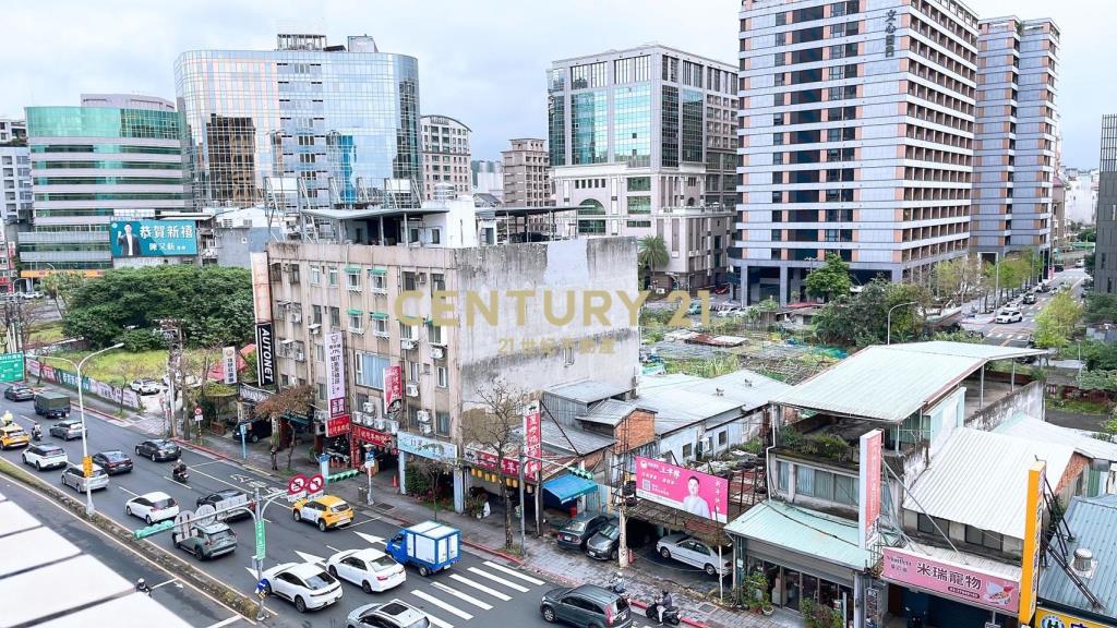 成功民權精華路段採光三房