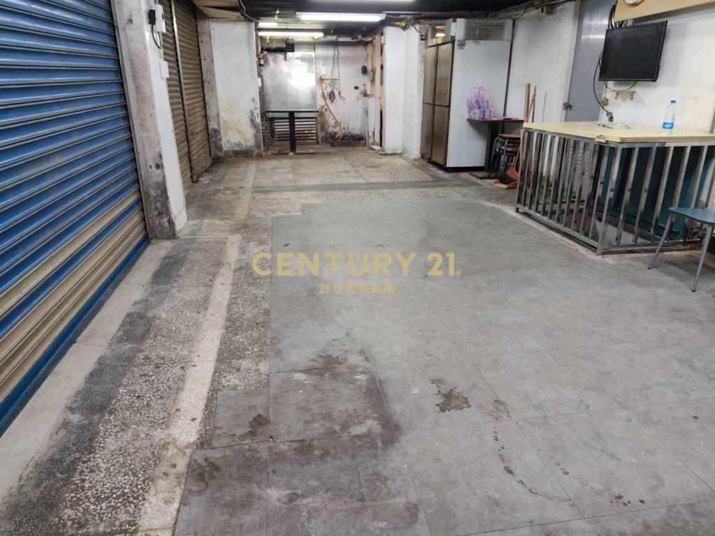 捷運金龍路黃昏市場邊間黃金店面