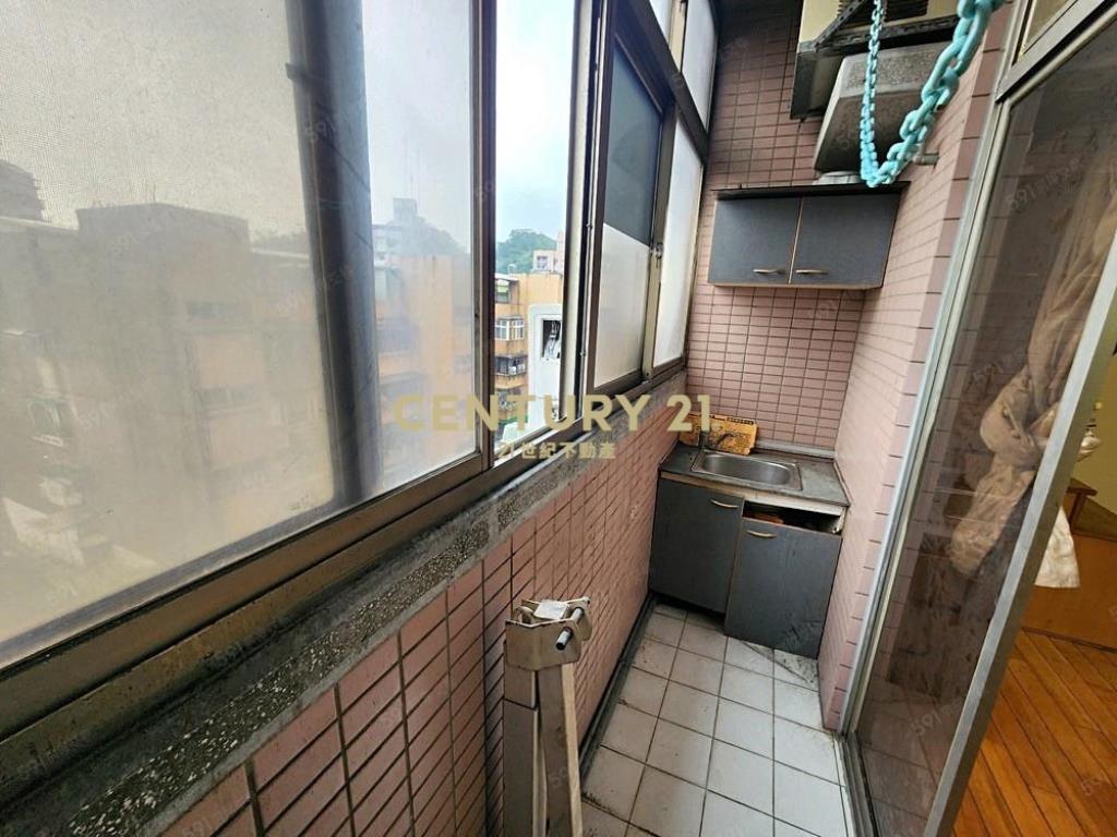 東湖低總價美套房-金元寶