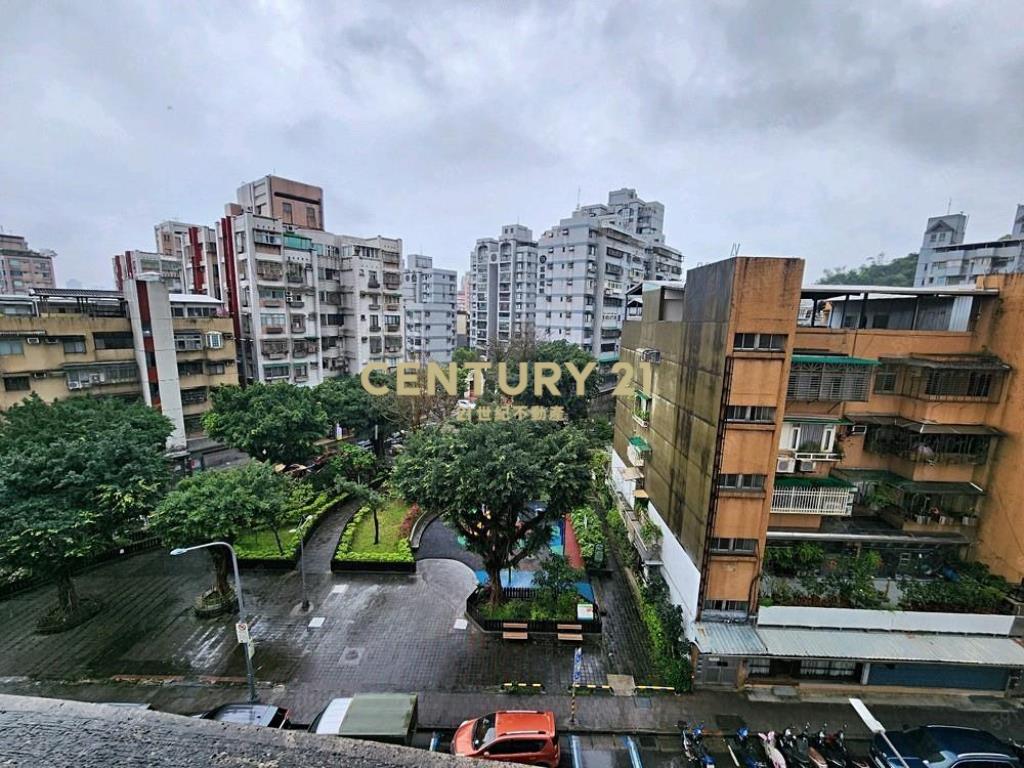 東湖低總價美套房-金元寶