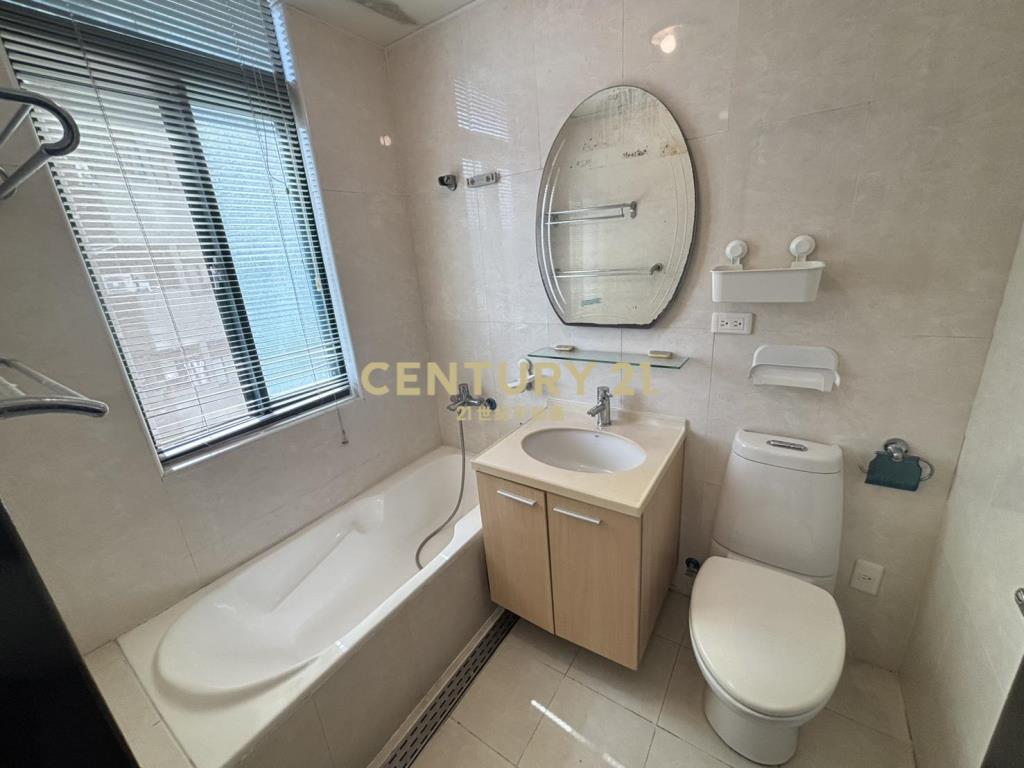 I-COME三面採光河景時尚美妝宅