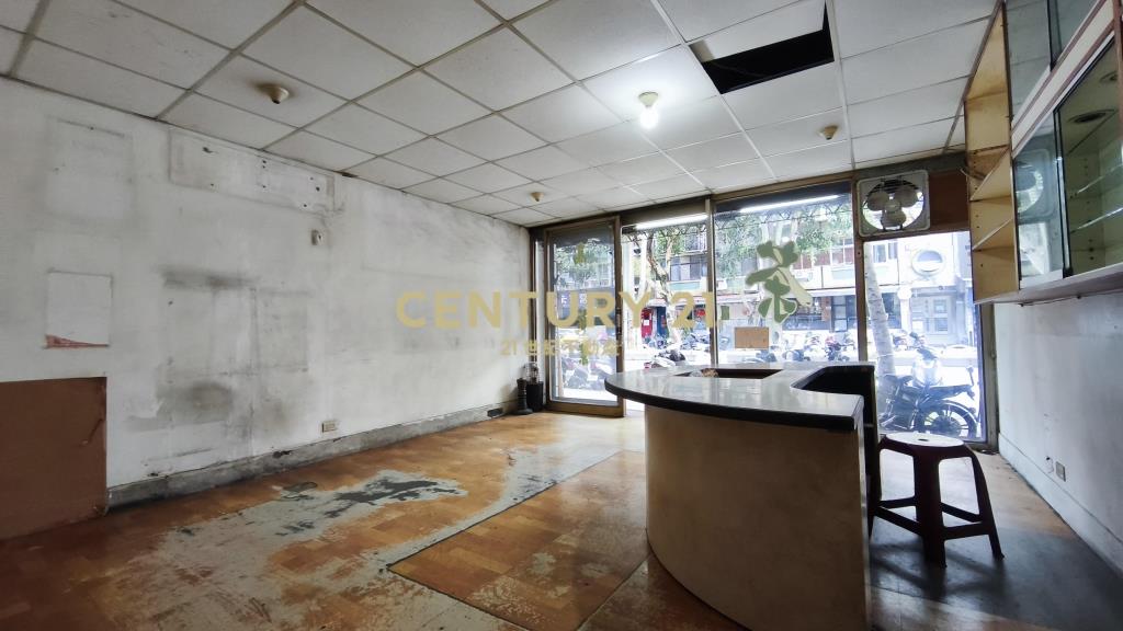 民生東路上民生社區黃金一樓店面