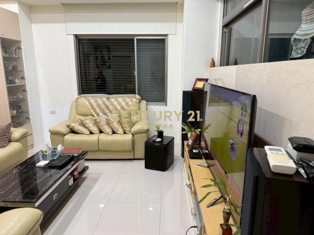 湖光CD-大露台美景高樓兩房1