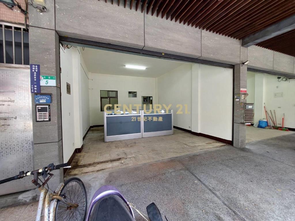 港華街近737巷港墘路店面