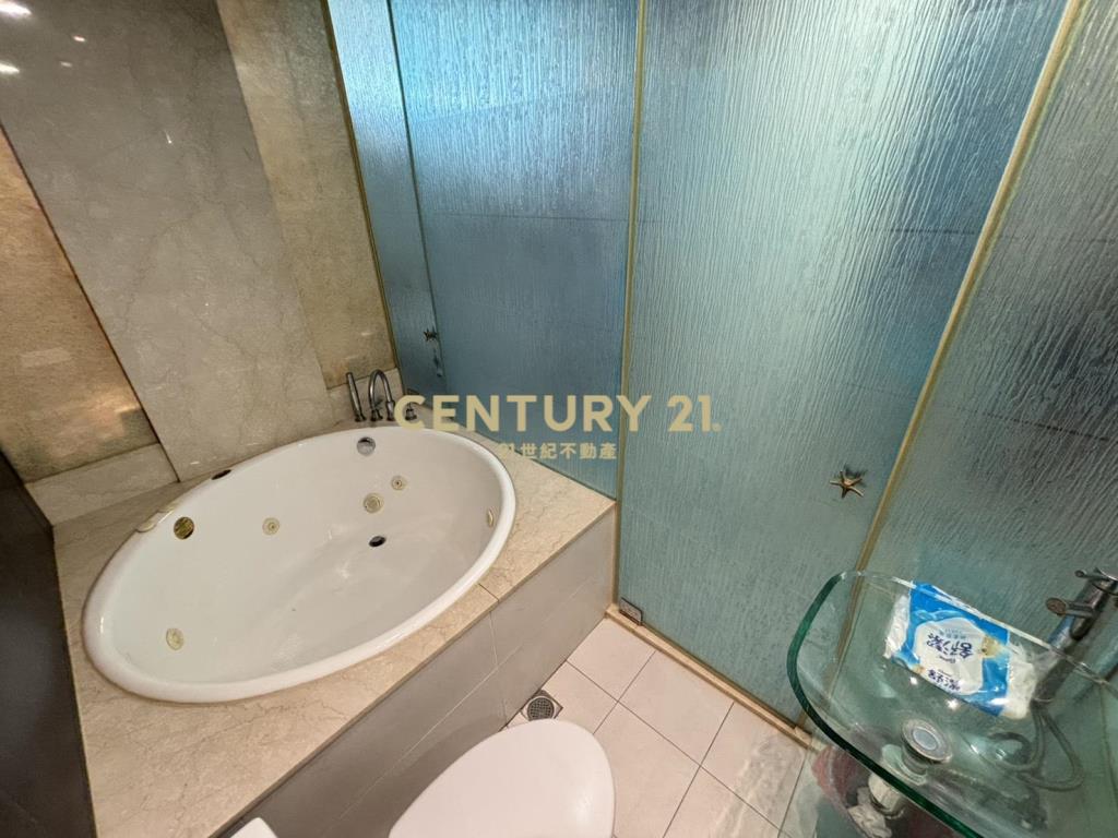 點石天湖綠景電梯三房
