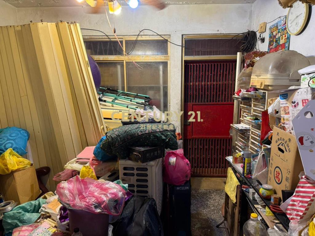 金龍黃昏市場機能一樓