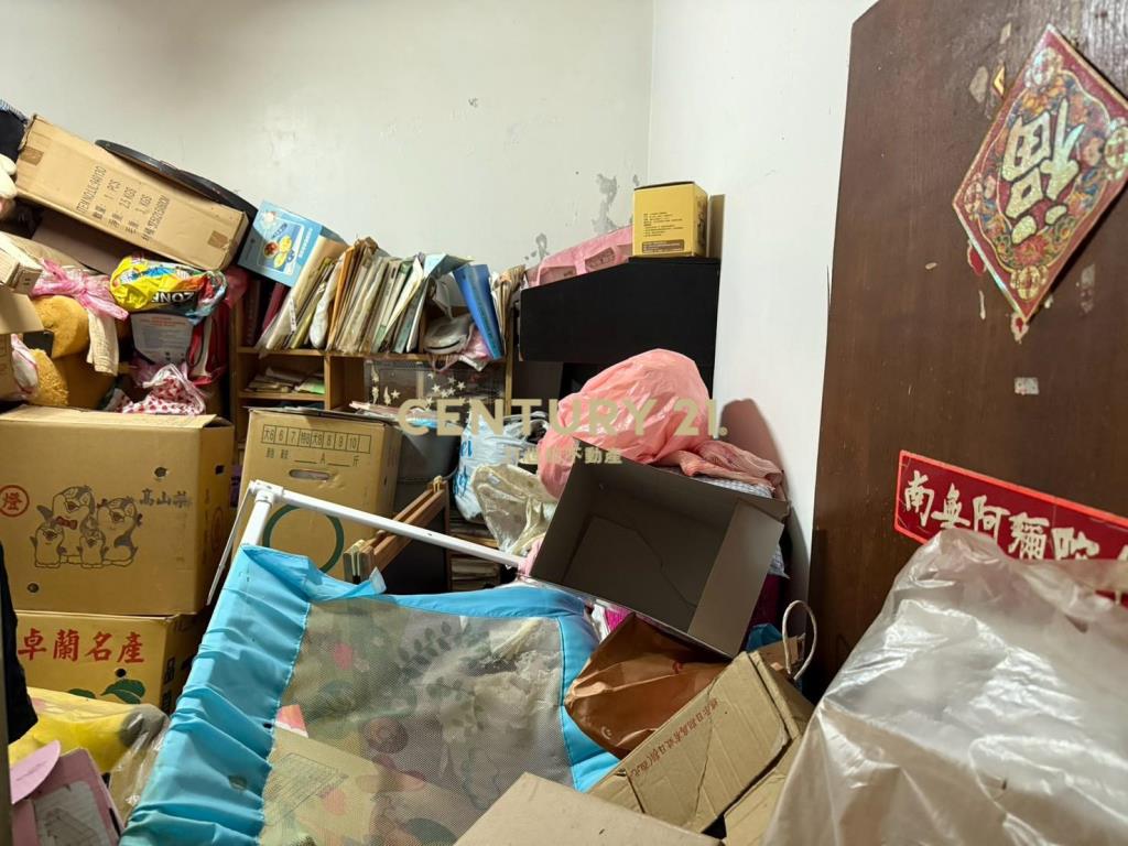 金龍黃昏市場機能一樓