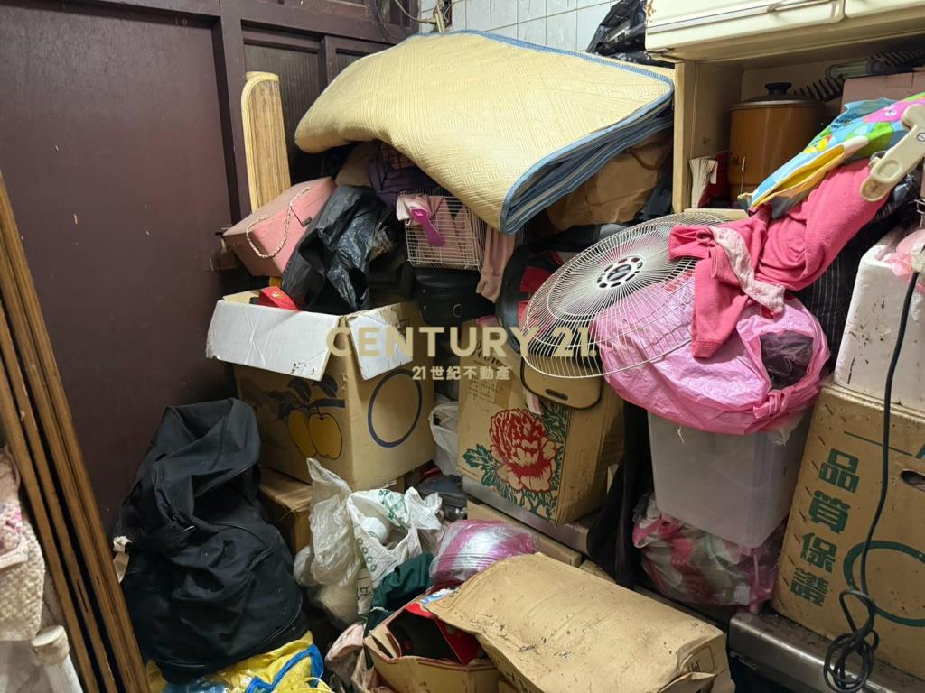 金龍黃昏市場機能一樓