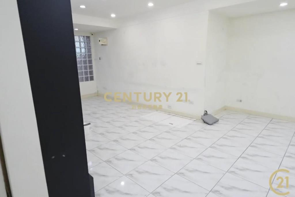 萬芳醫院站一樓前庭3房裝潢美房