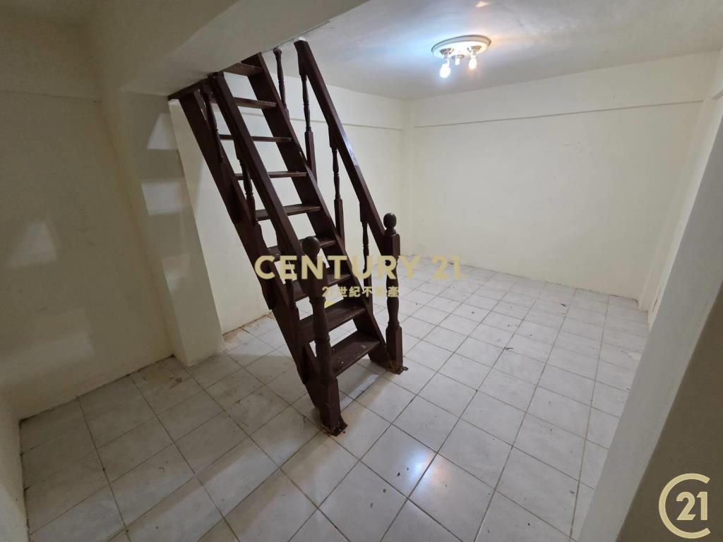 萬芳醫院站一樓前庭3房裝潢美房