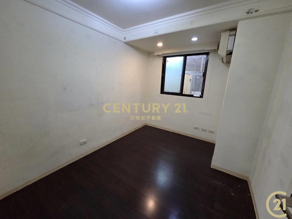 萬芳醫院站一樓前庭3房裝潢美房