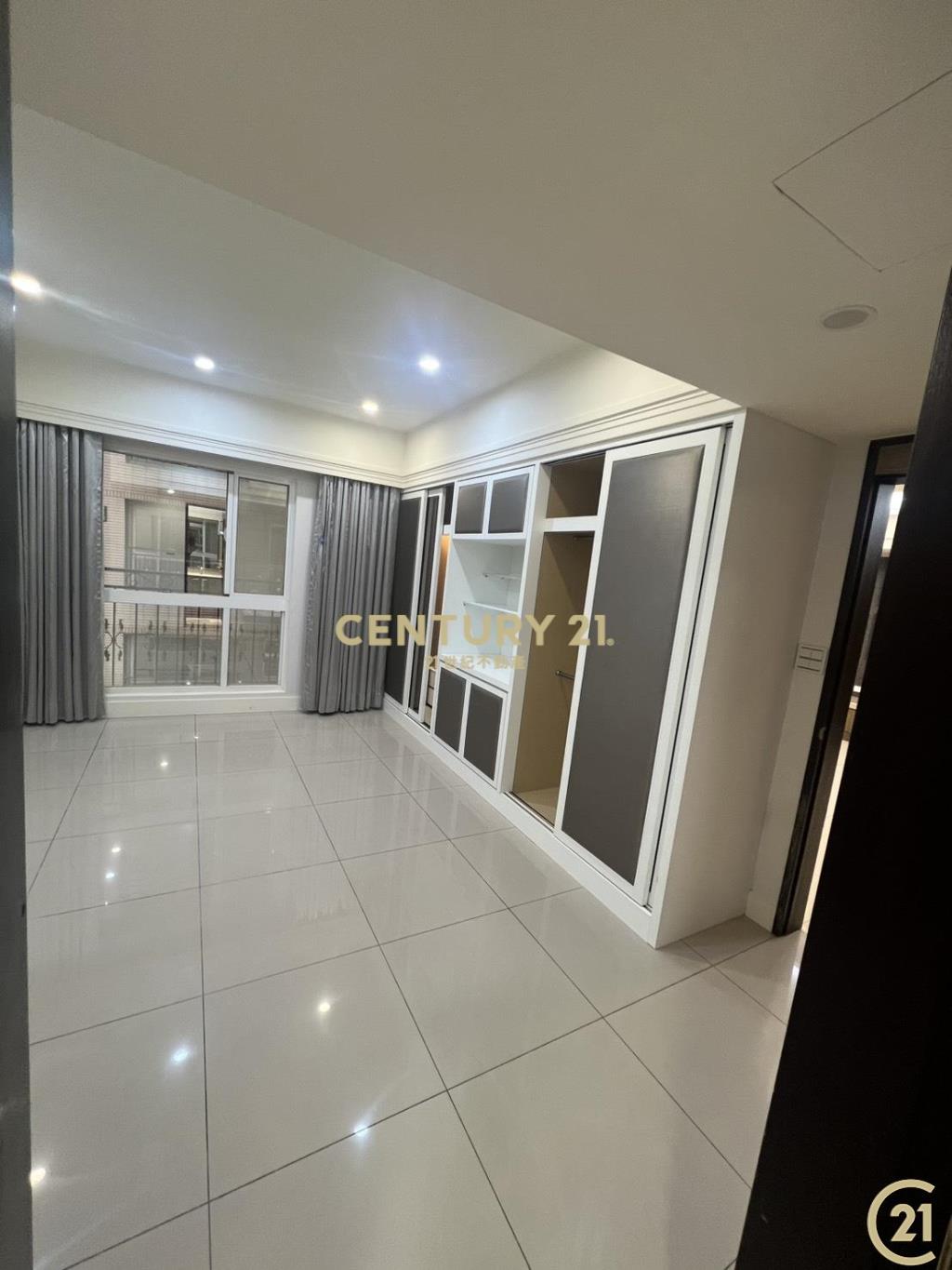 凡登豪宅高貴不貴，喜歡價可談