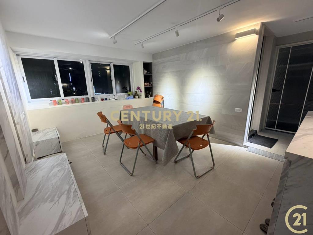 近中山國小雙連站/中山商圈/全新裝潢三房