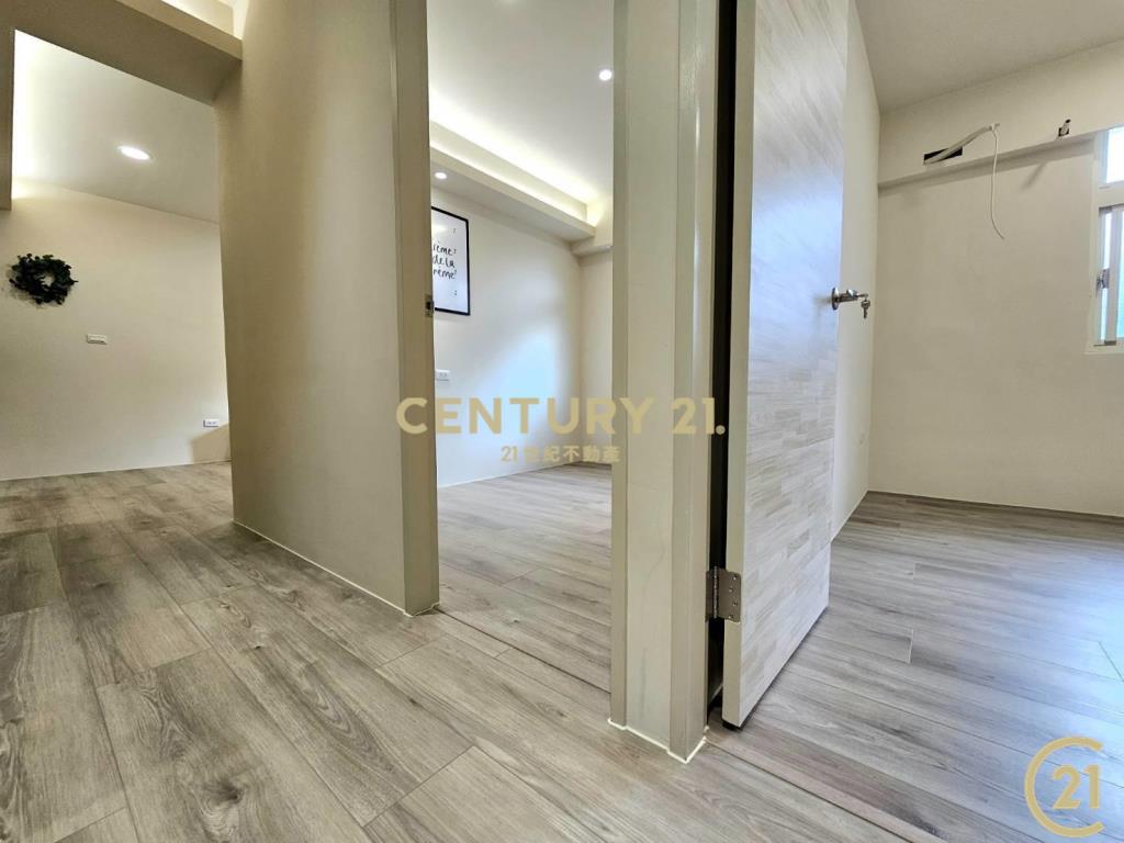 三重國小河岸裝潢優三房美宅