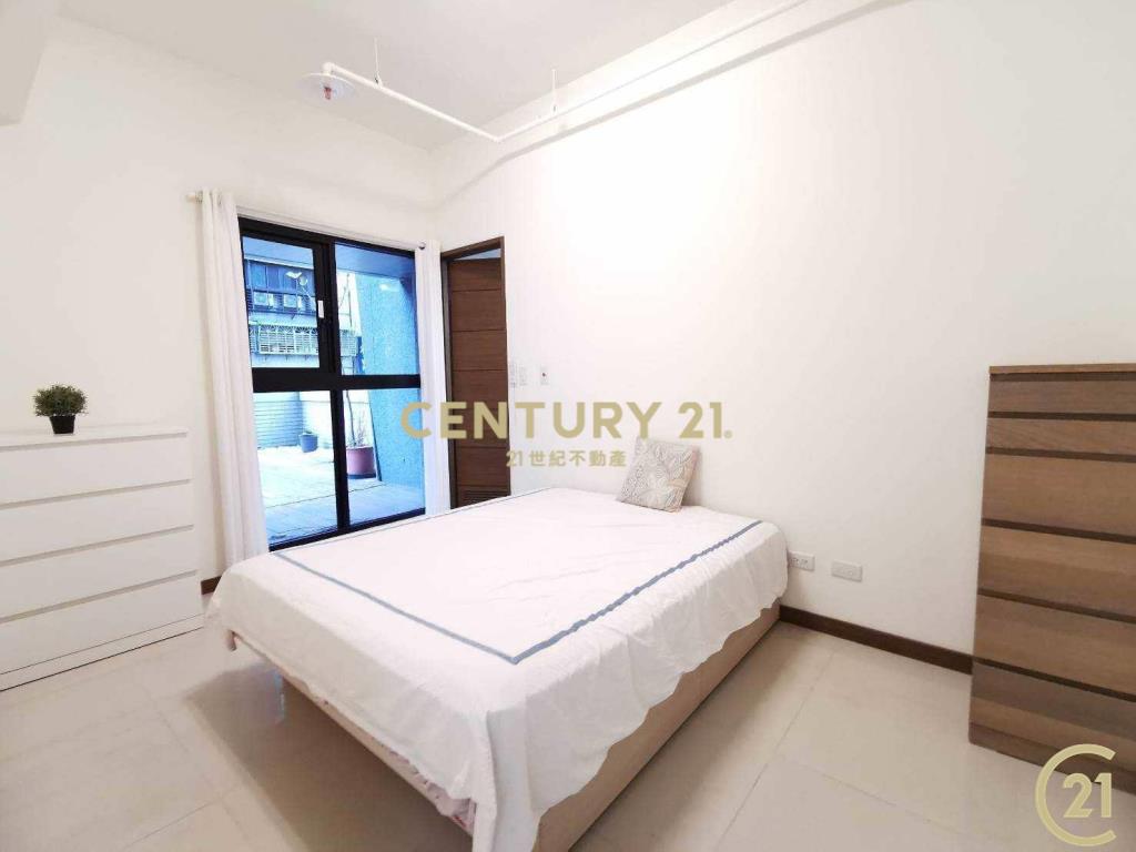 台北晶麒鋼骨制震豪宅，贈專用露台高貴奢華