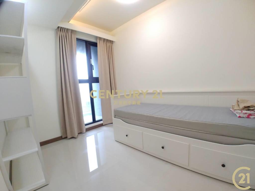 西門台北晶麒豪宅3房坡平車位5星奢華公設