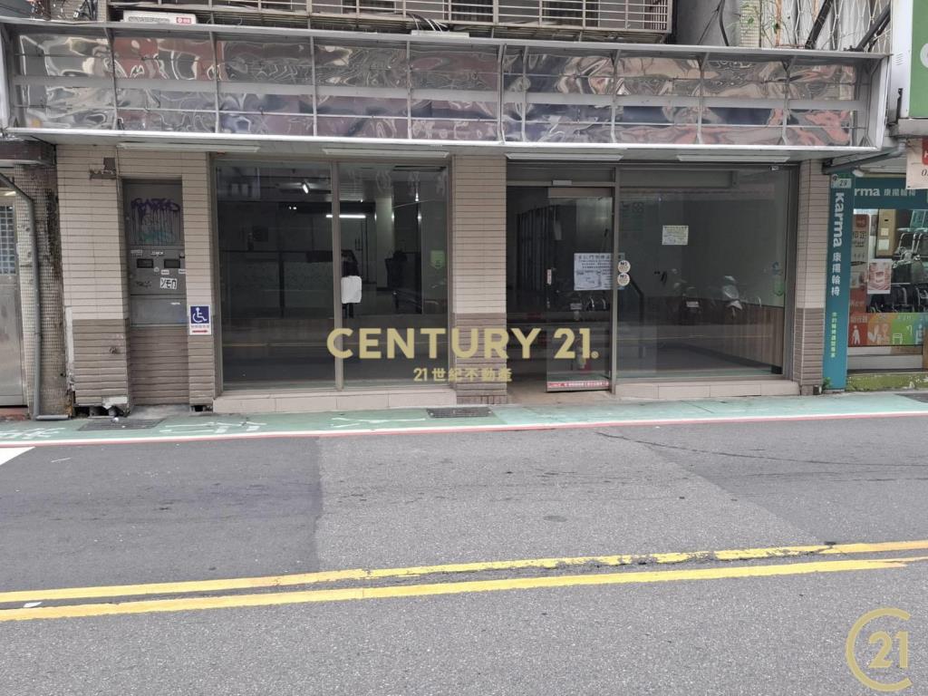 東區延吉商圈面寬實用空間大金店面
