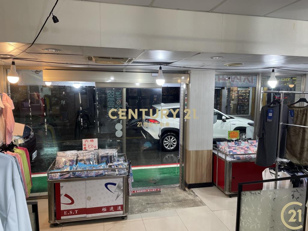 東區延吉商圈面寬實用空間大金店面