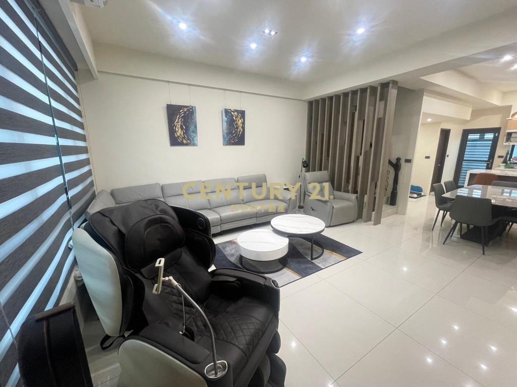 高鐵南路頂級裝潢雙車位豪宅