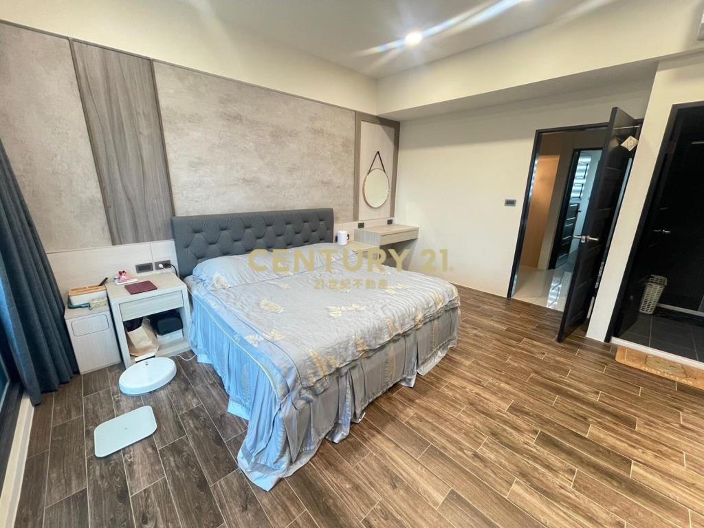 高鐵南路頂級裝潢雙車位豪宅