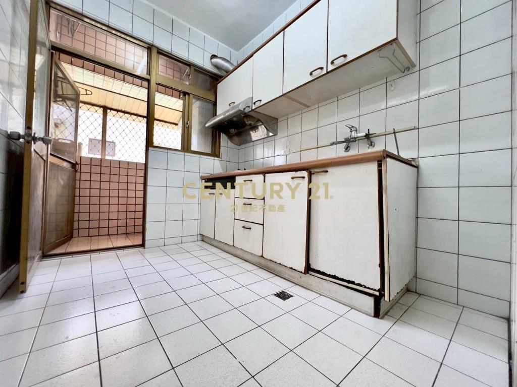 林森國小薔薇廣場電梯三房車