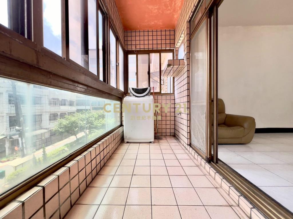 林森國小薔薇廣場電梯三房車