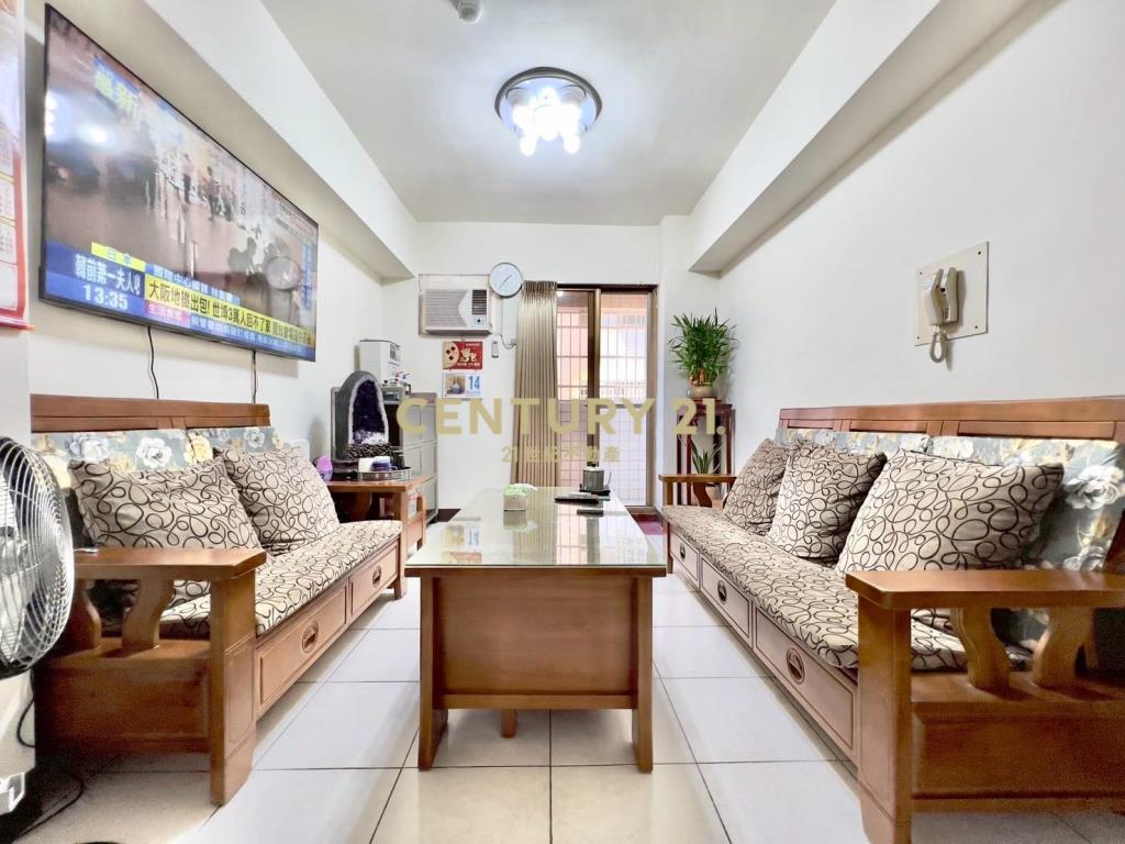 楊明國小電梯三房