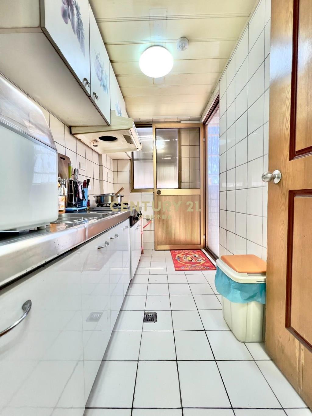 楊明國小電梯三房