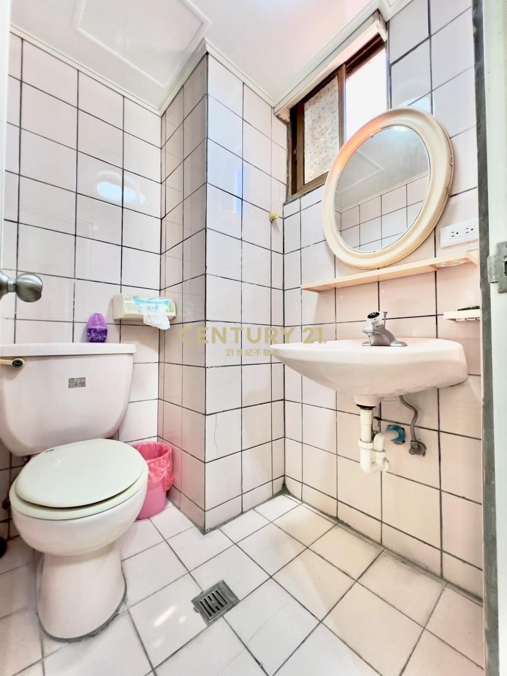 楊明國小電梯三房