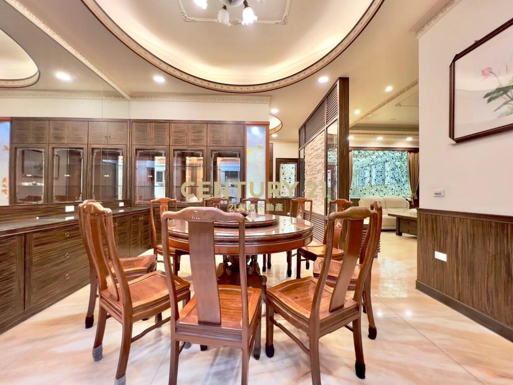 青埔國中雙車位美別墅