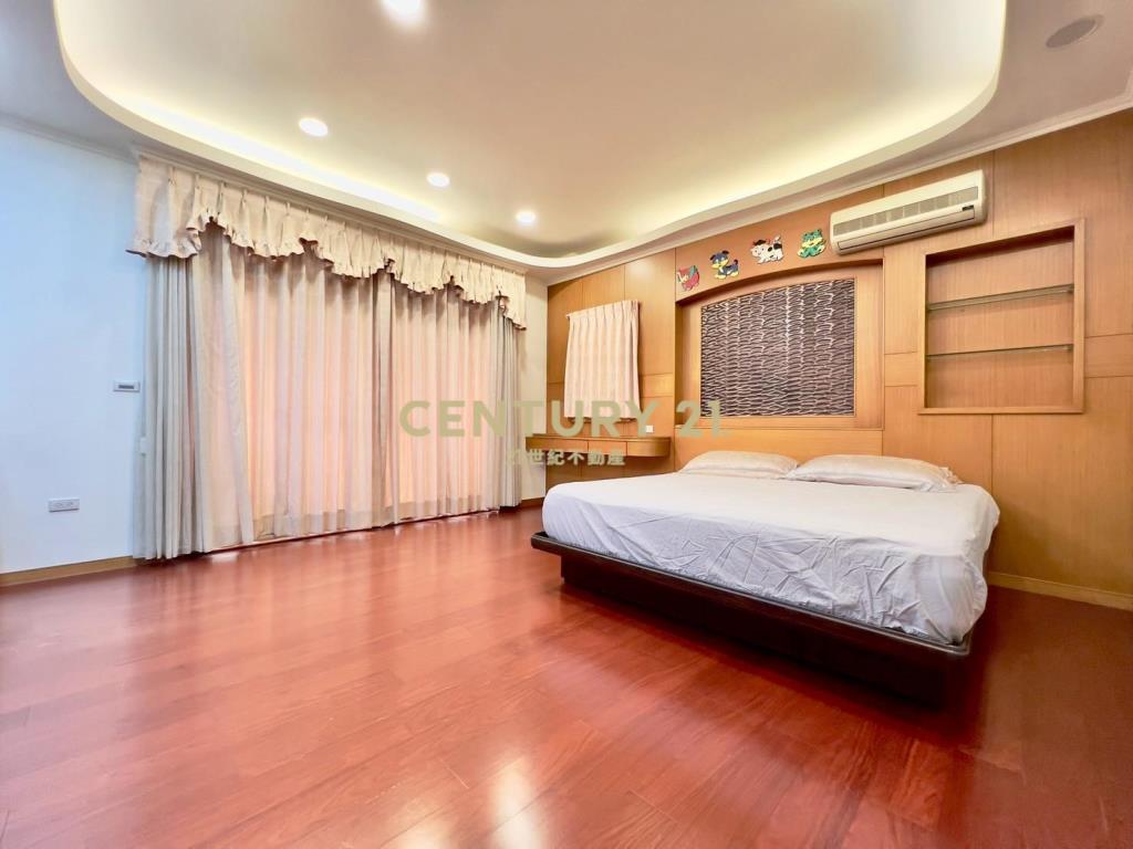 青埔國中雙車位美別墅