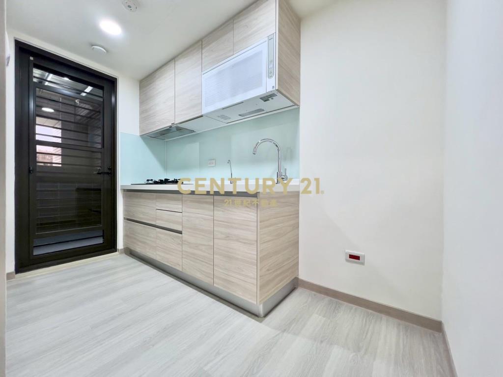 草漯重劃區景觀三房車