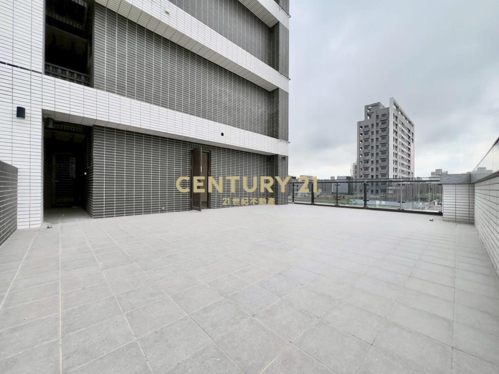 草漯重劃區超大露臺三房車