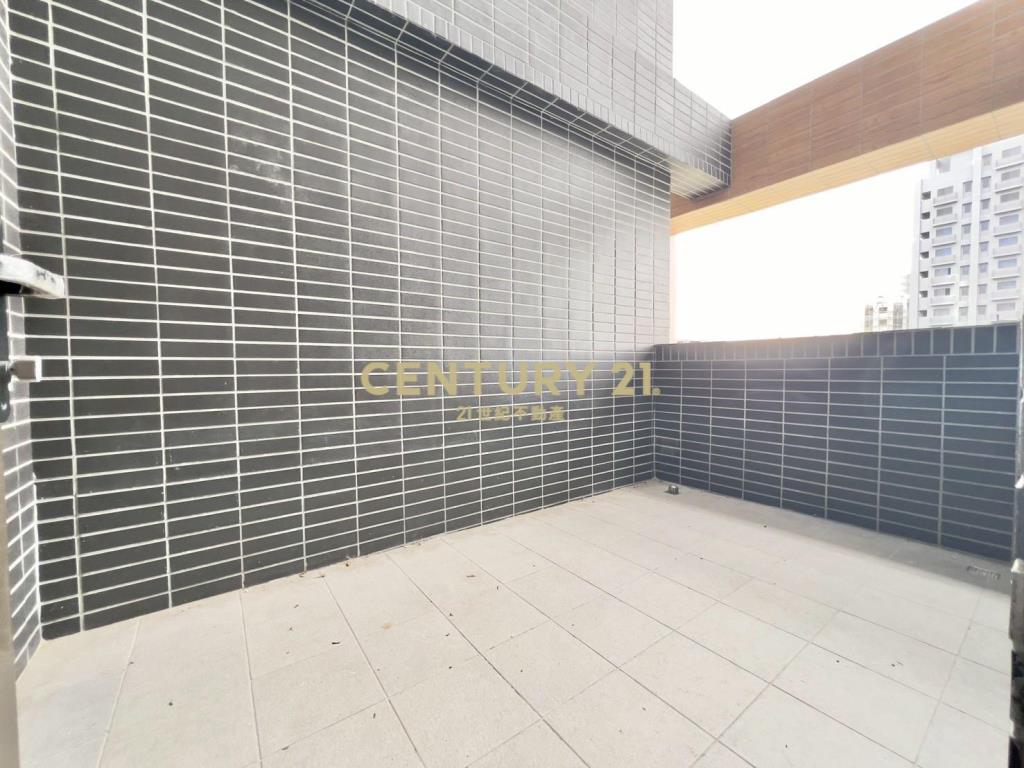 草漯重劃區超大露臺三房車