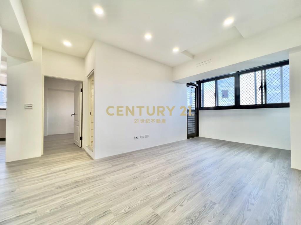 華勛綠地芳庭電梯三房