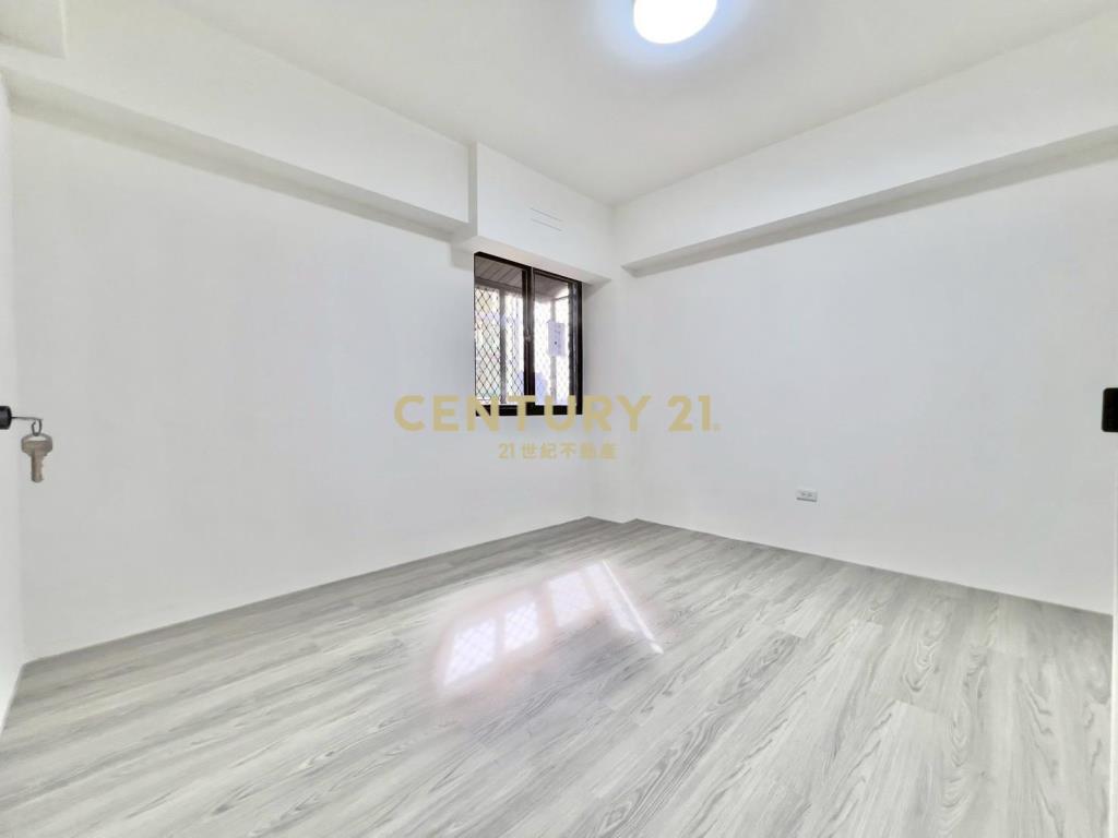 華勛綠地芳庭電梯三房