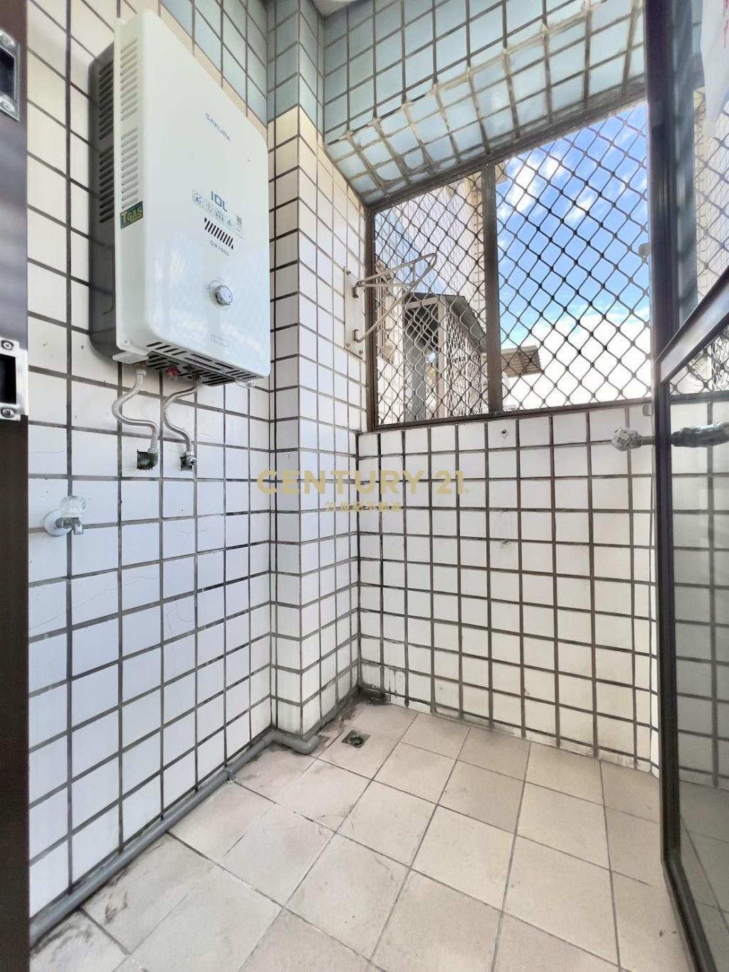 華勛綠地芳庭電梯三房