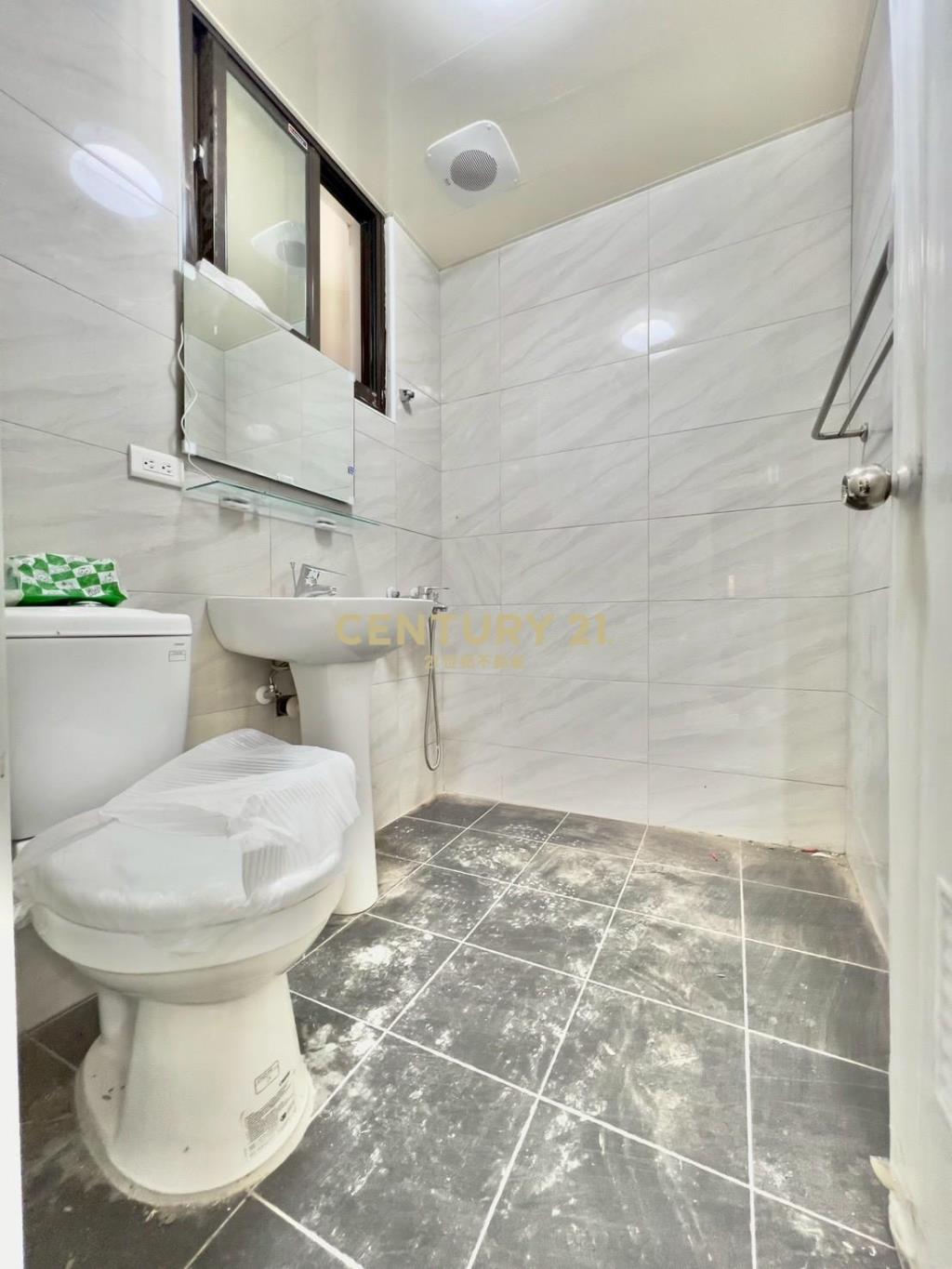 平鎮高中開放式公寓