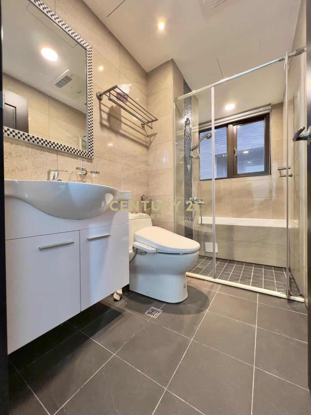 G01八德合雄M二房車