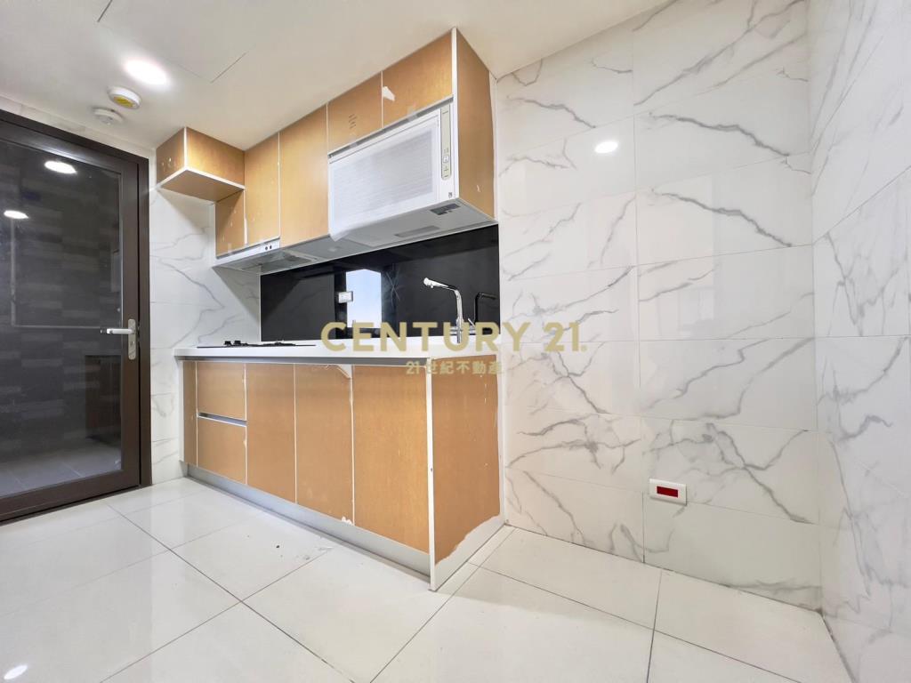 楊梅全新市心朗朗2房車