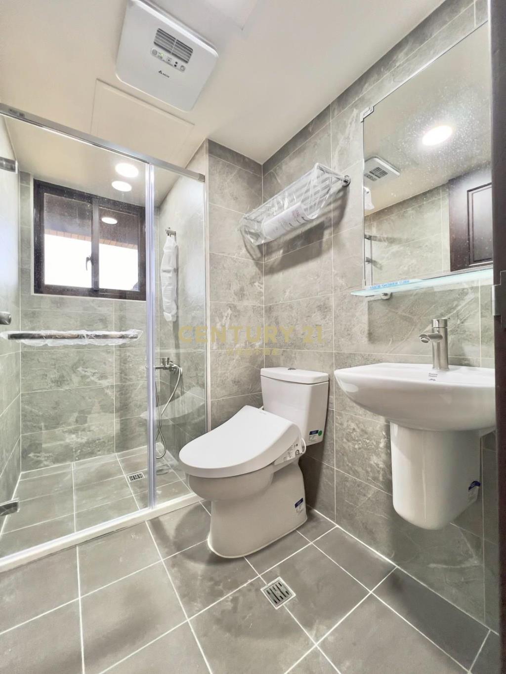 楊梅全新市心朗朗2房車