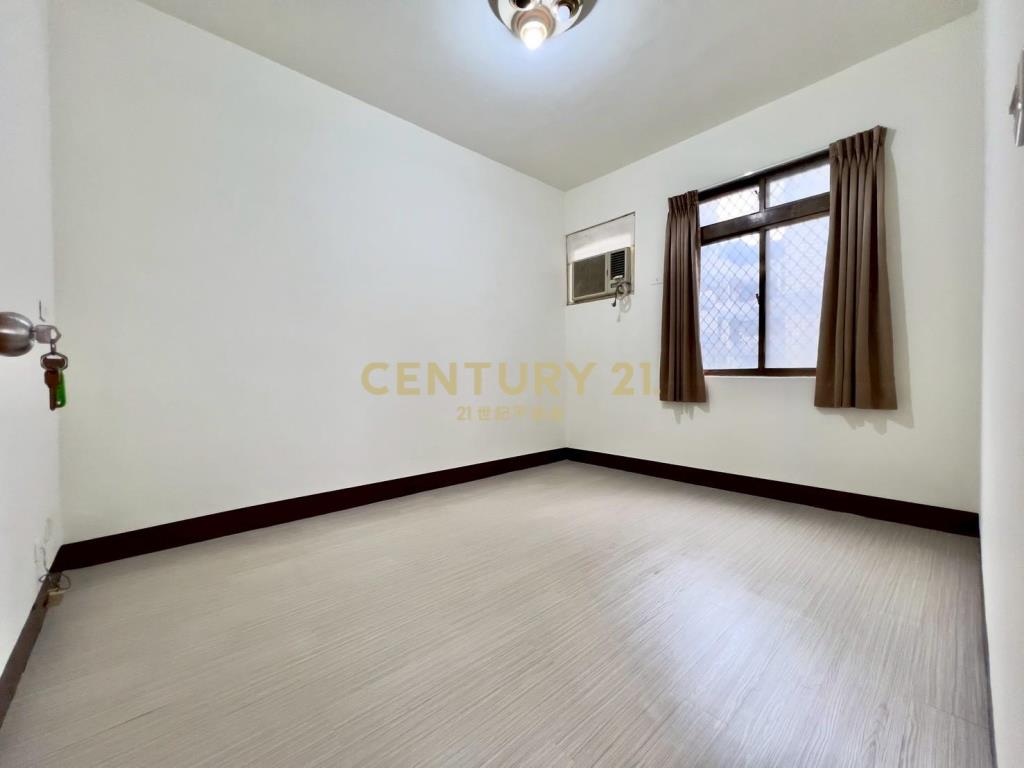 中壢低總價電梯三房青年城