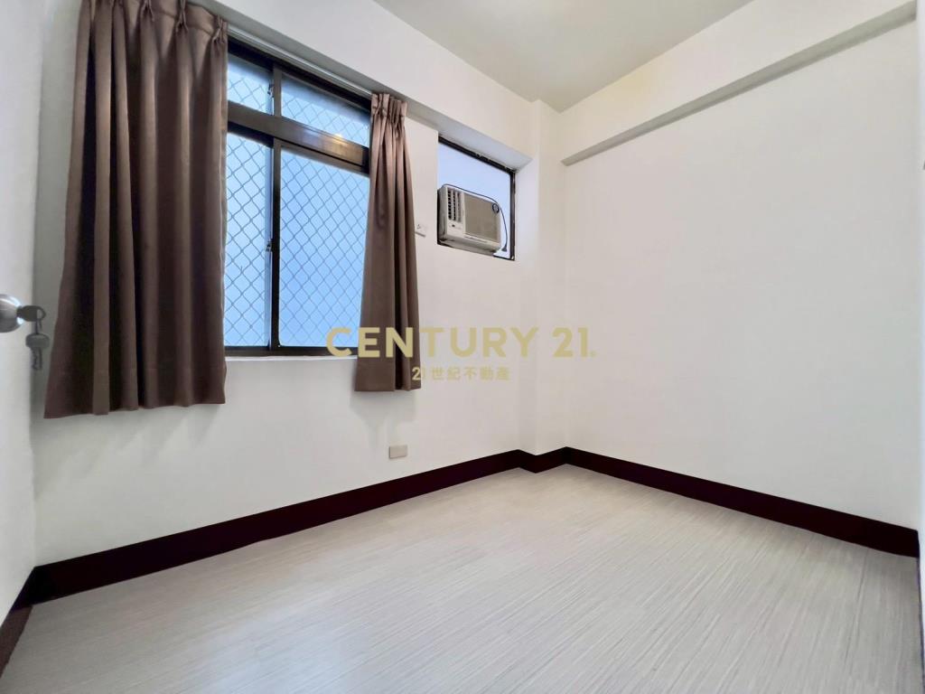 中壢低總價電梯三房青年城