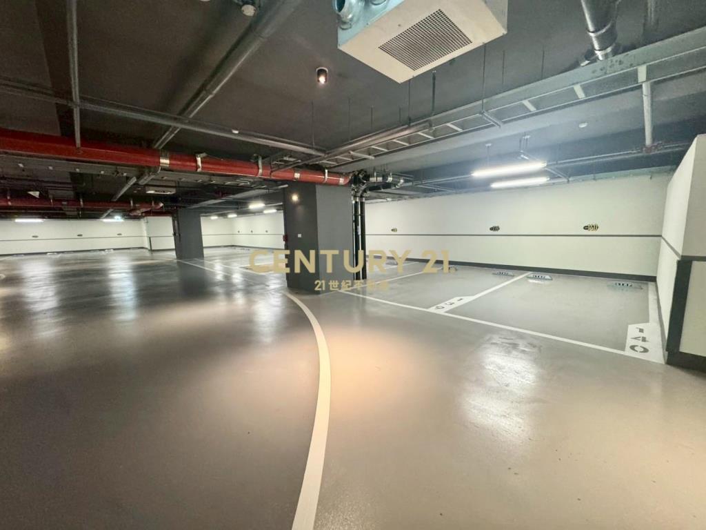 青埔w站前3房車