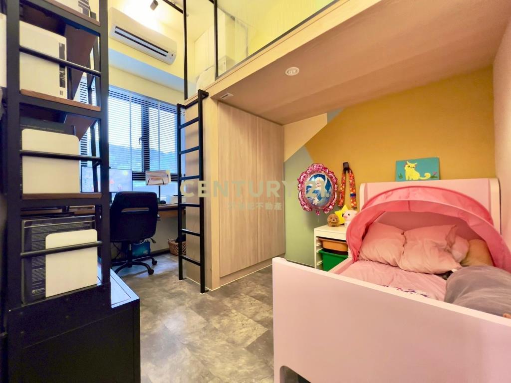 快樂國小美裝潢兩房車