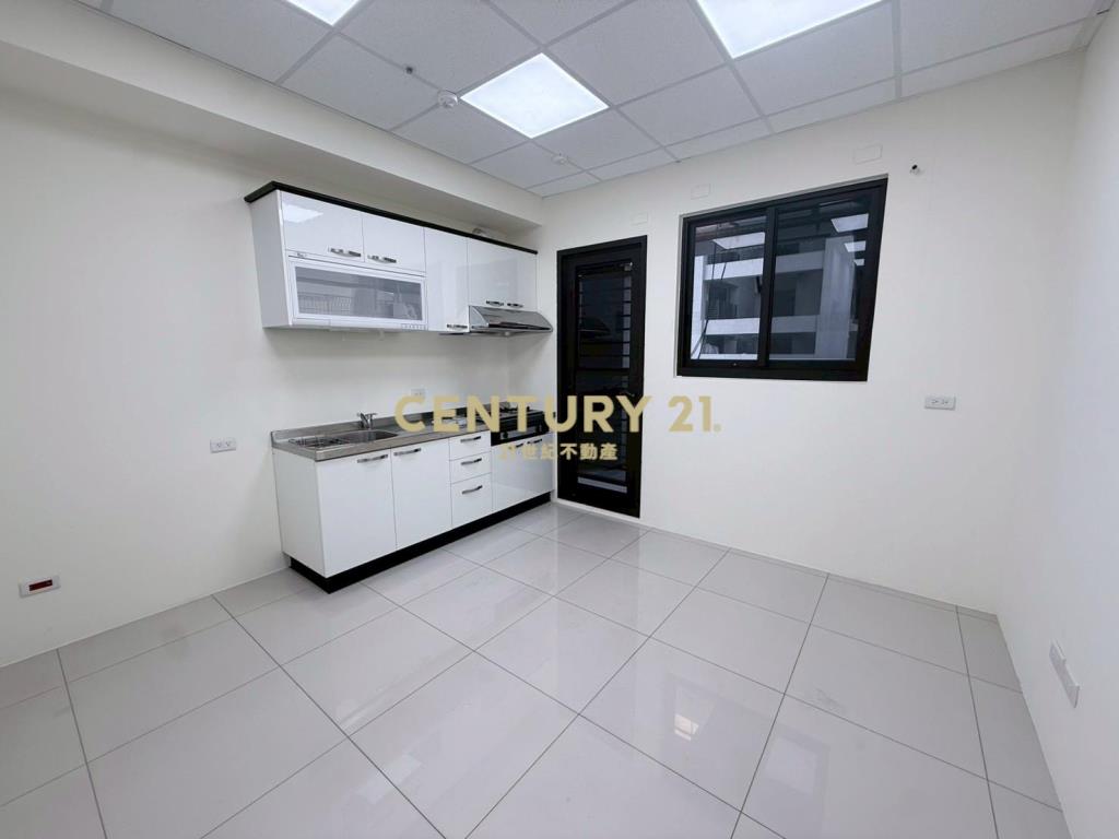 青埔新潤君頤事務所