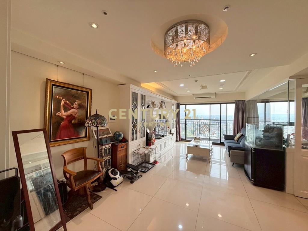 遠雄龍岡景觀四房車