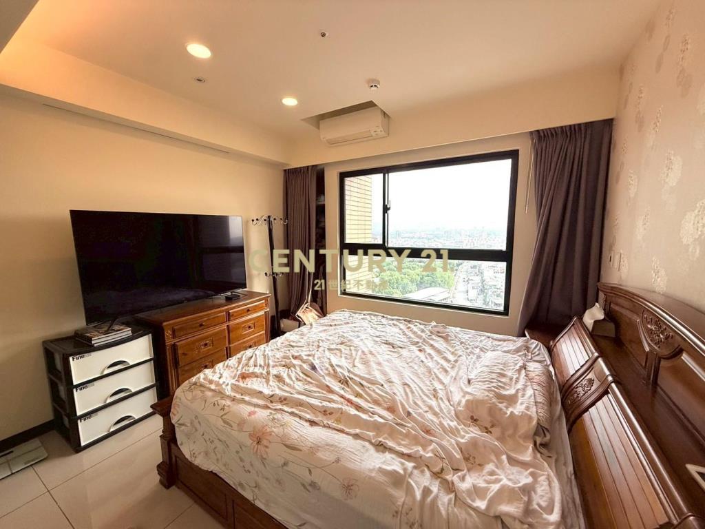 遠雄龍岡景觀四房車