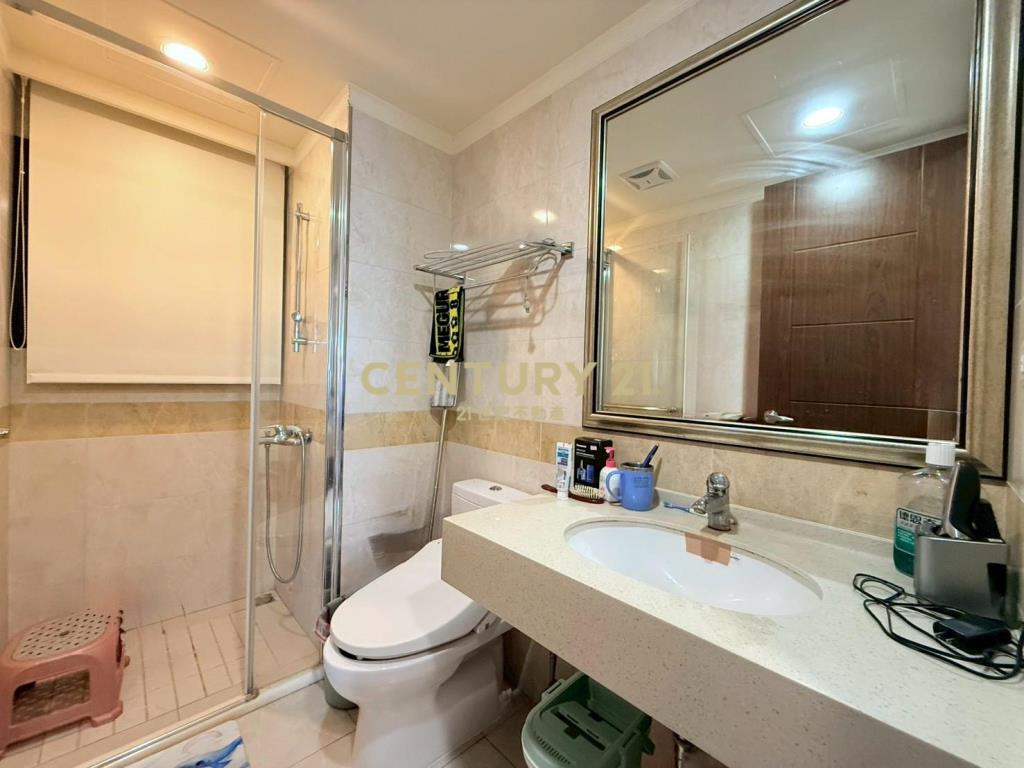 遠雄龍岡景觀四房車