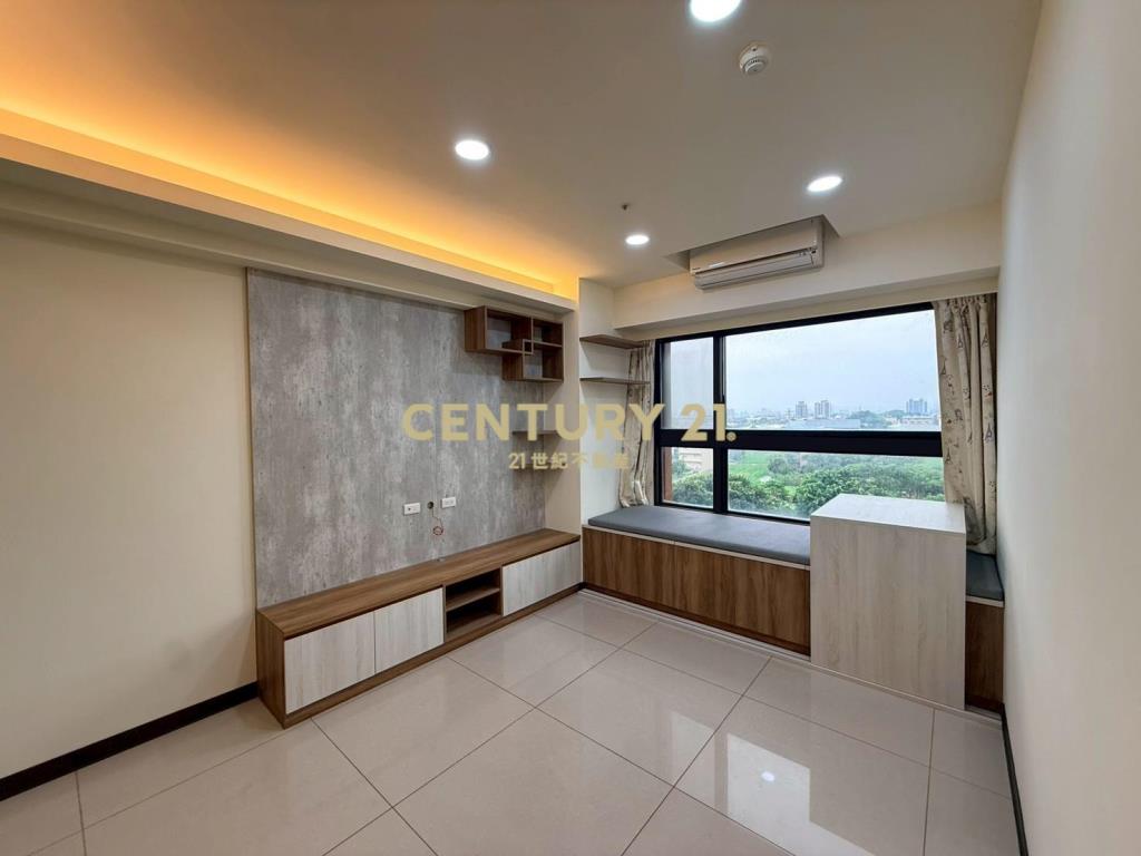 威均天翔景觀露台三房車